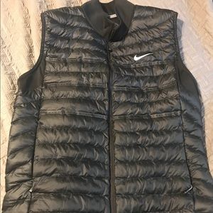 Men’s Nike Golf Vest